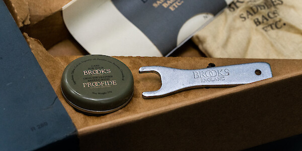 Brooks Saddles maintenance kit