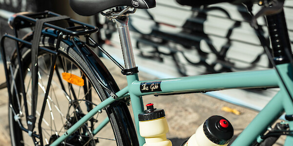 Vivente The Gibb bike, custom paint job, frame detail