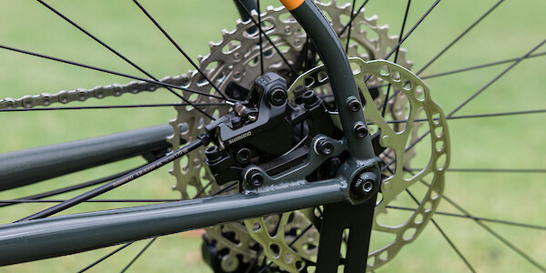 Breezer Thunder mountain bike, rear disc brake detail