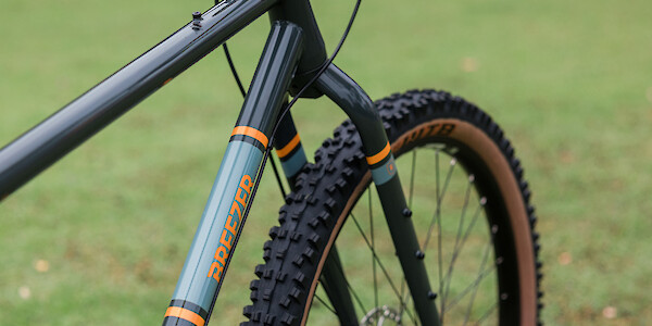 Breezer Thunder mountain bike, frame detail
