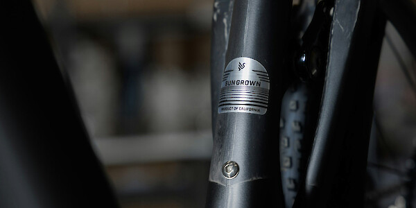 Seat tube frame detail on an Ibis Exie USA mountain bike in Clear Charcoal.